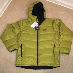 NWT - Mountain Hardwear Puffer